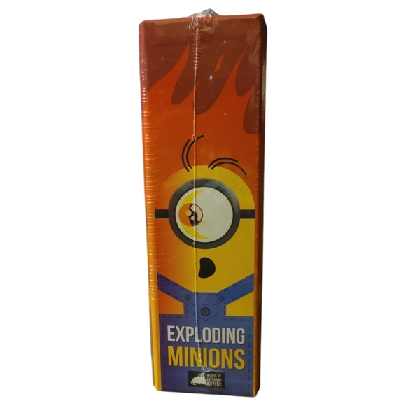 NWT Exploding Minions Kid's Card Game Bananas Flaming Unicorns Ice Cream Age 7+ - Picture 4 of 6